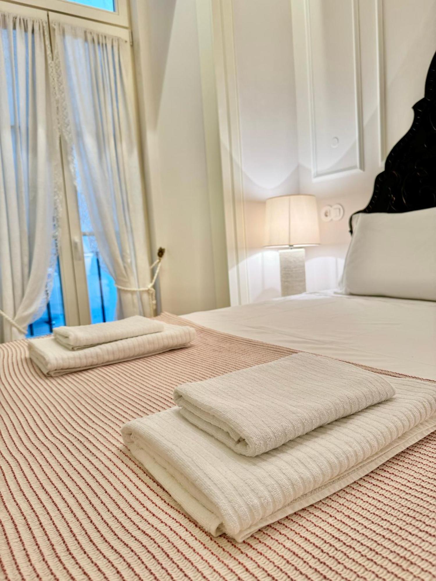 Quiet Luxury Room On Rua Augusta Lisbon Exterior photo