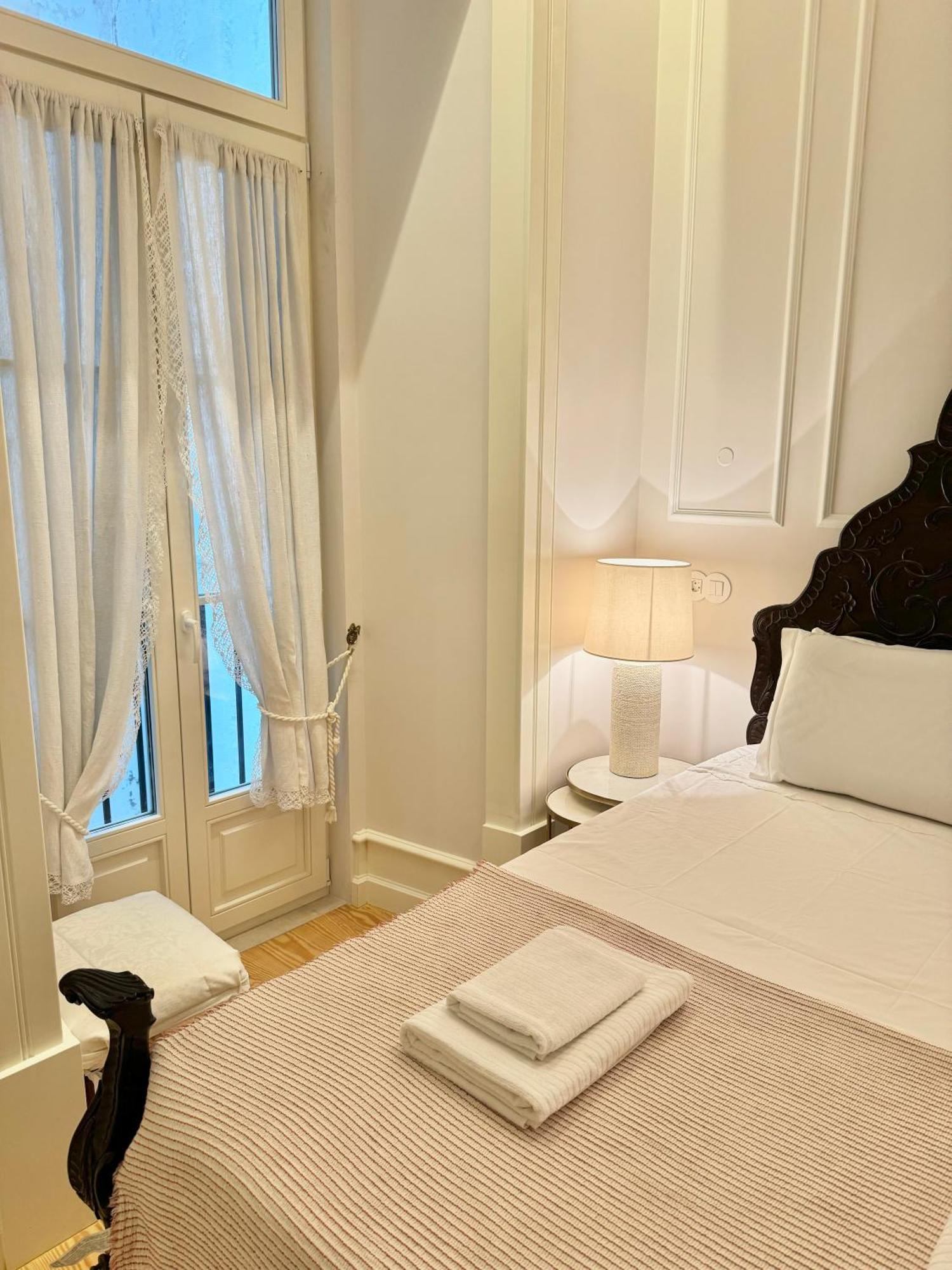 Quiet Luxury Room On Rua Augusta Lisbon Exterior photo