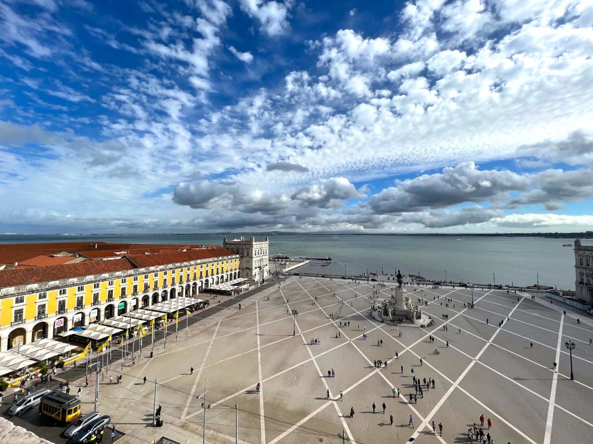 Quiet Luxury Room On Rua Augusta Lisbon Exterior photo